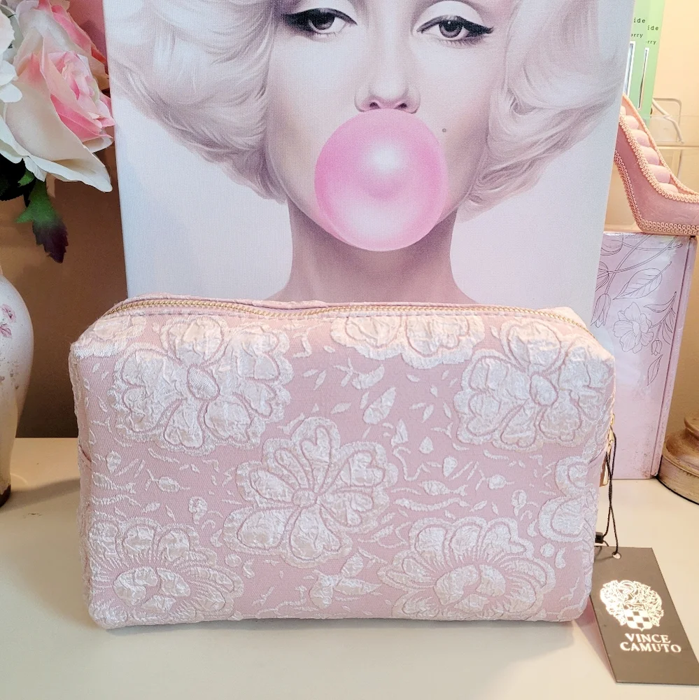 🌺Vince Camuto Cosmetic Bag Cosmetic Case Travel Bag Luxury Collection